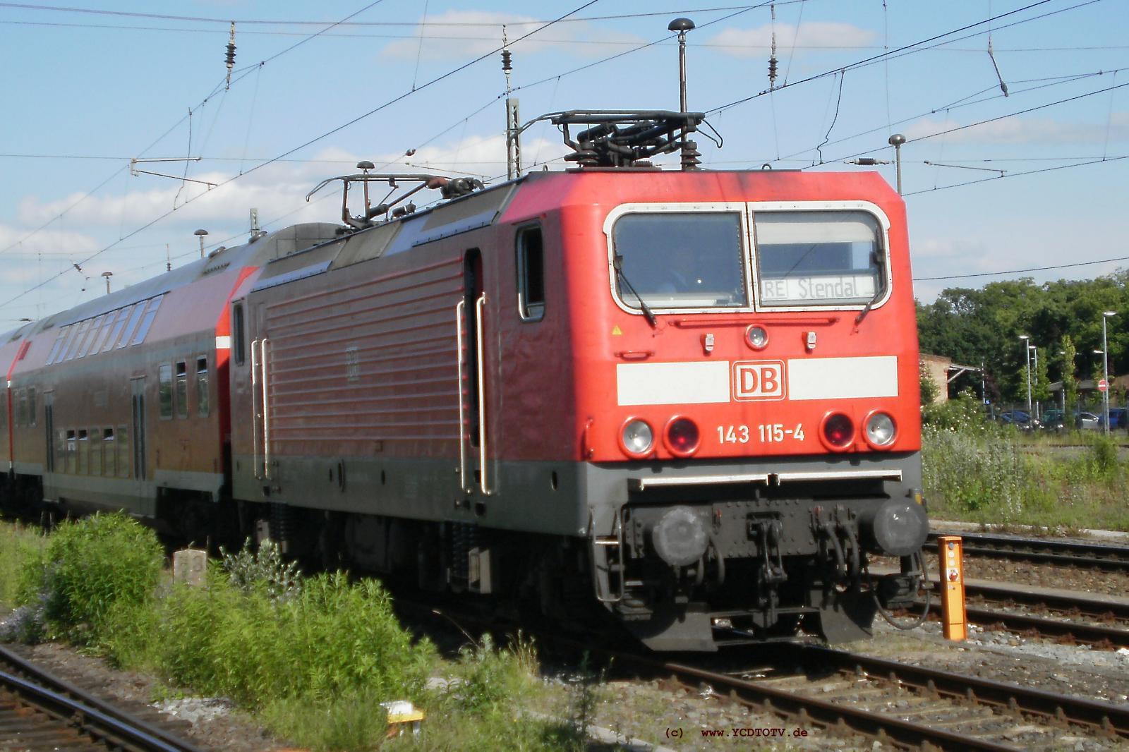 Bahnhof Stendal 23.05.2010, 143 115-4 