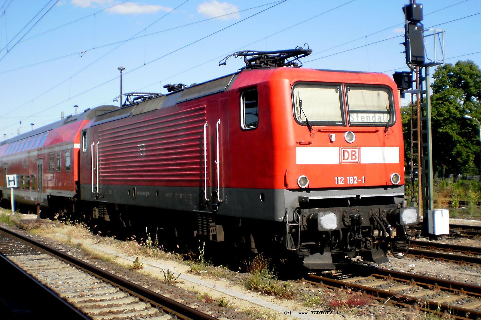 Bahnhof Stendal 16.06.2010, 112 182-1