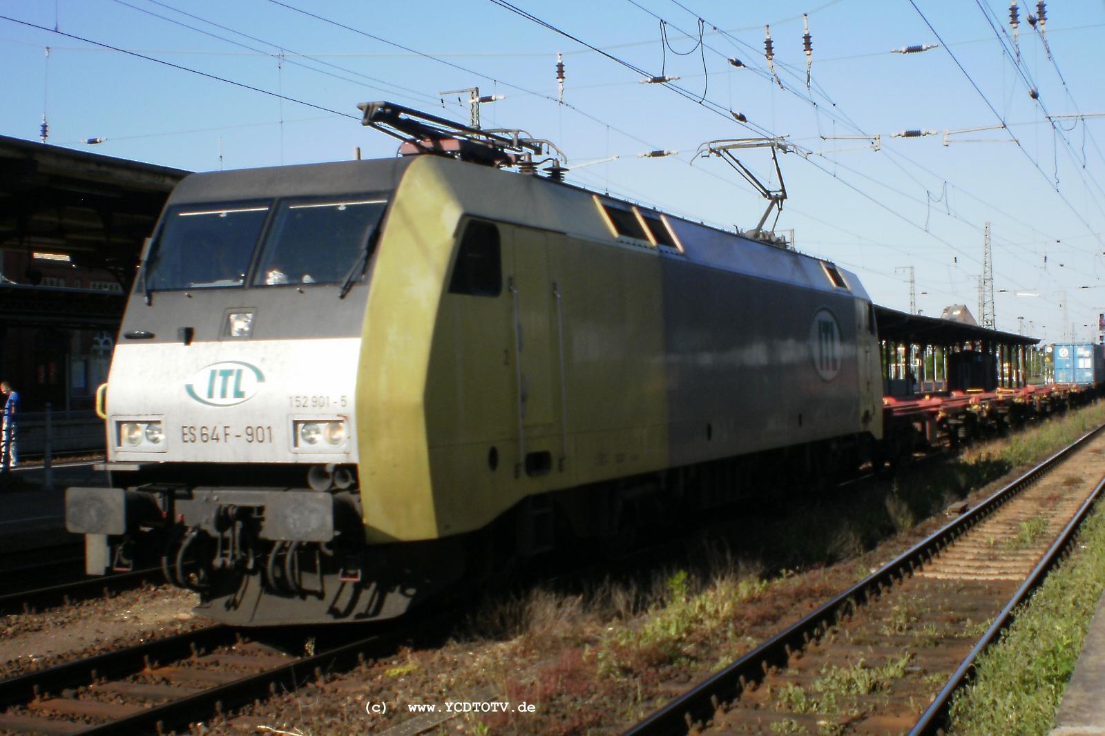 Bahnhof Stendal 17.06.2010, ES 64F-901 / 152 901-5 