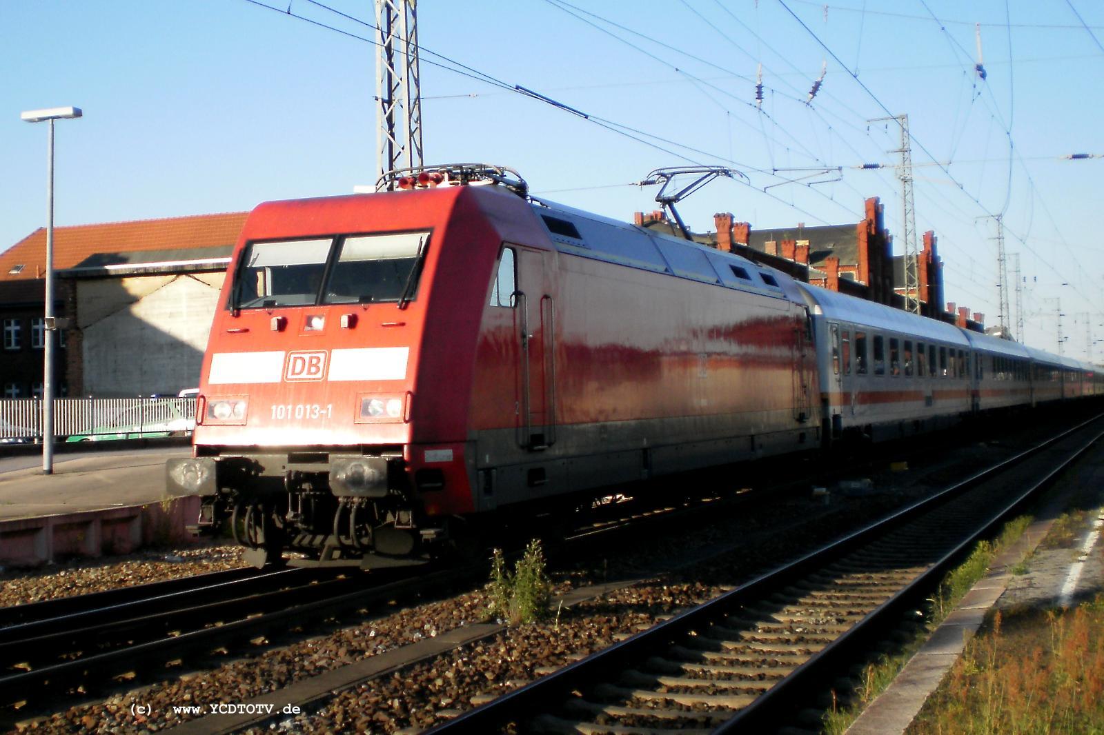 Bahnhof Stendal 17.06.2010 101 013-1 