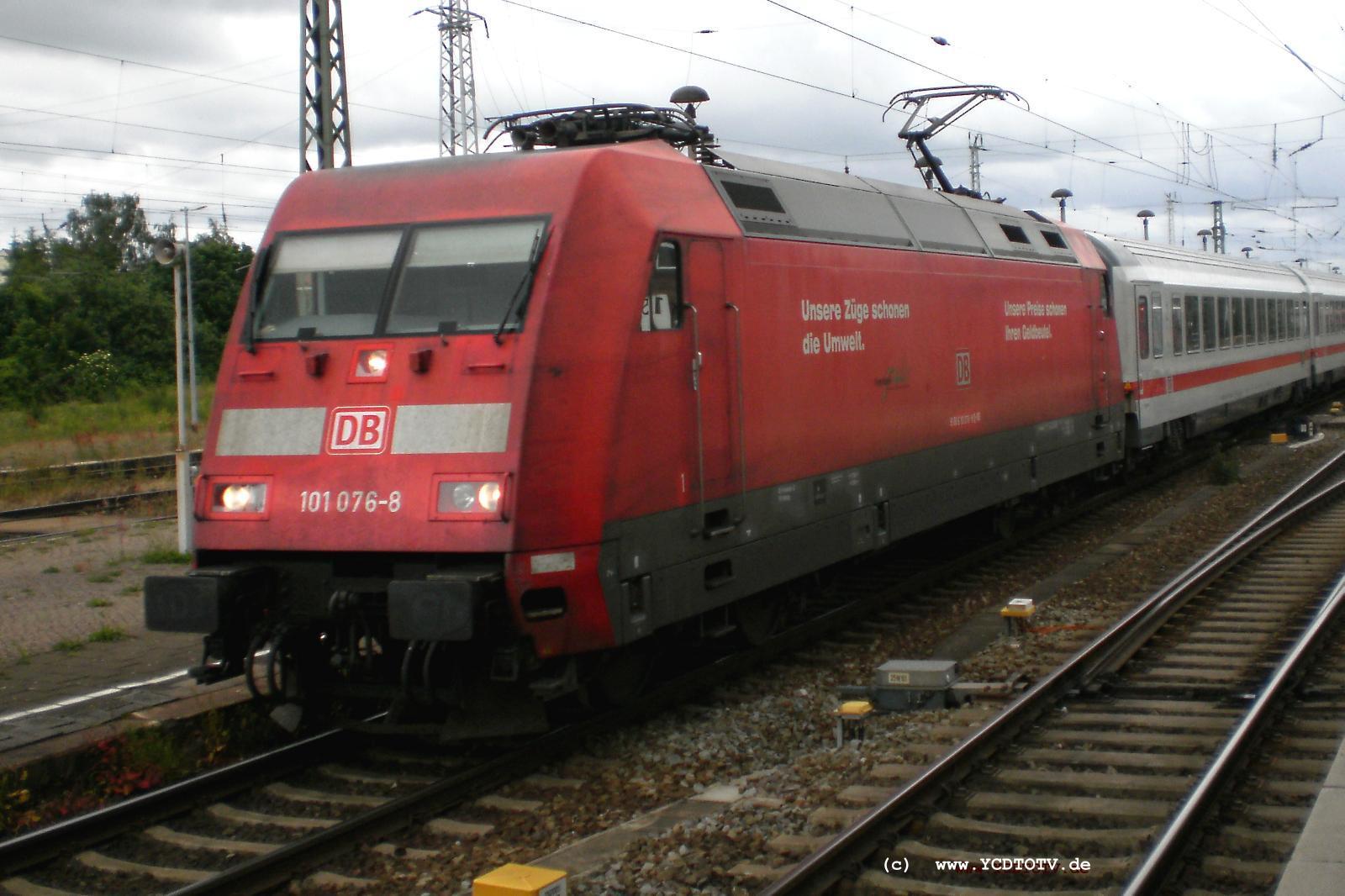 Bahnhof Stendal 19.06.2010, 101 076-8 