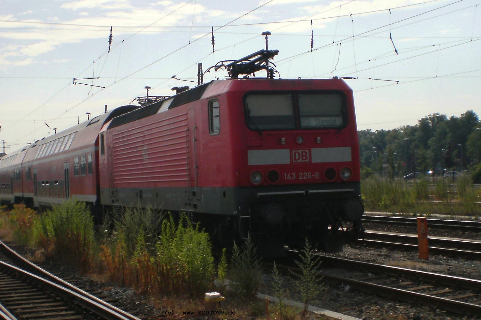 Bahnhof Stendal 10.07.2010, 143 226-9 
