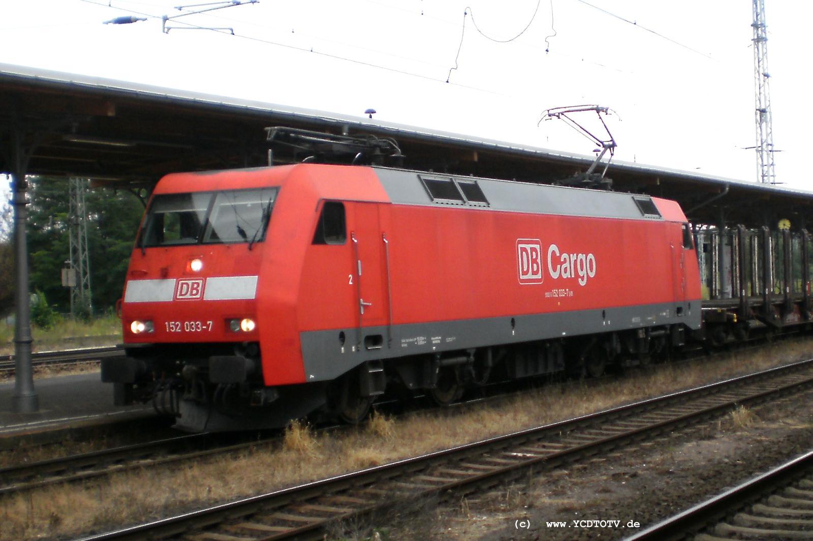 Bahnhof Stendal 22.07.2010, 152 033-7 